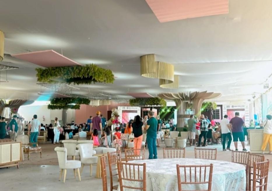 É HORA DE RECONSTRUIR